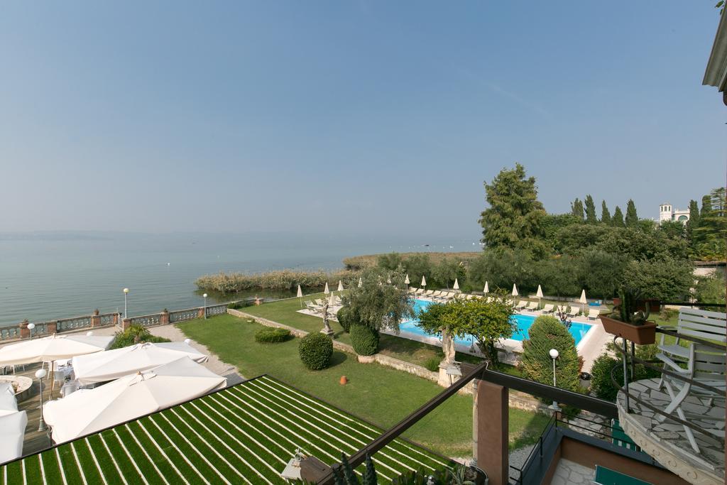 Villa Pioppi Hotel Sirmione Exterior photo