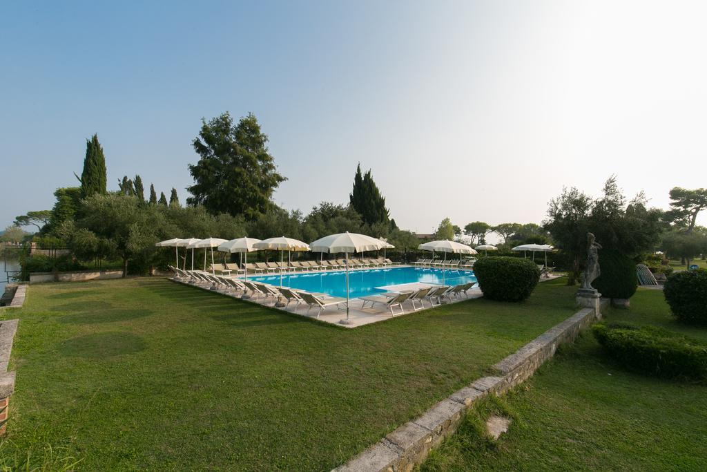 Villa Pioppi Hotel Sirmione Exterior photo